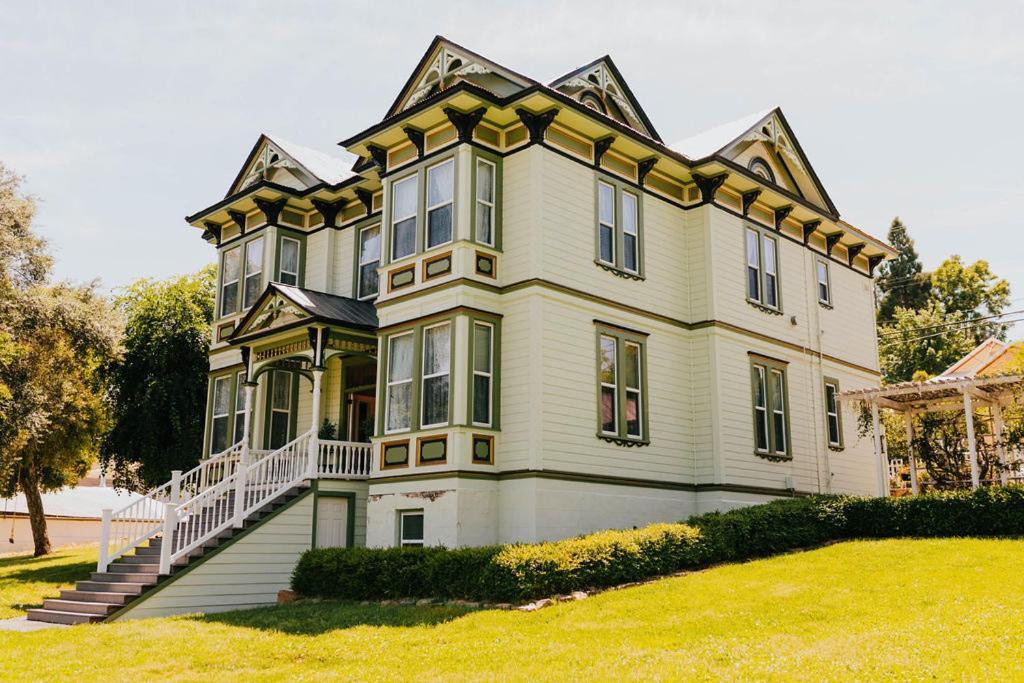Royal Olive Manor Bed & Breakfast Sonora Luaran gambar